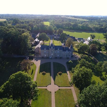Chateau De Cadouzan Saint-Dolay Eksteriør bilde