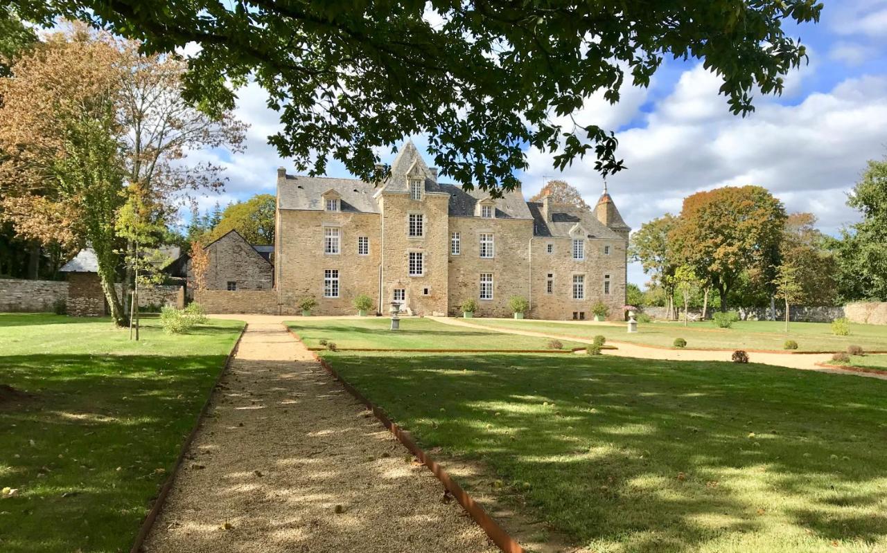 Chateau De Cadouzan Saint-Dolay Eksteriør bilde