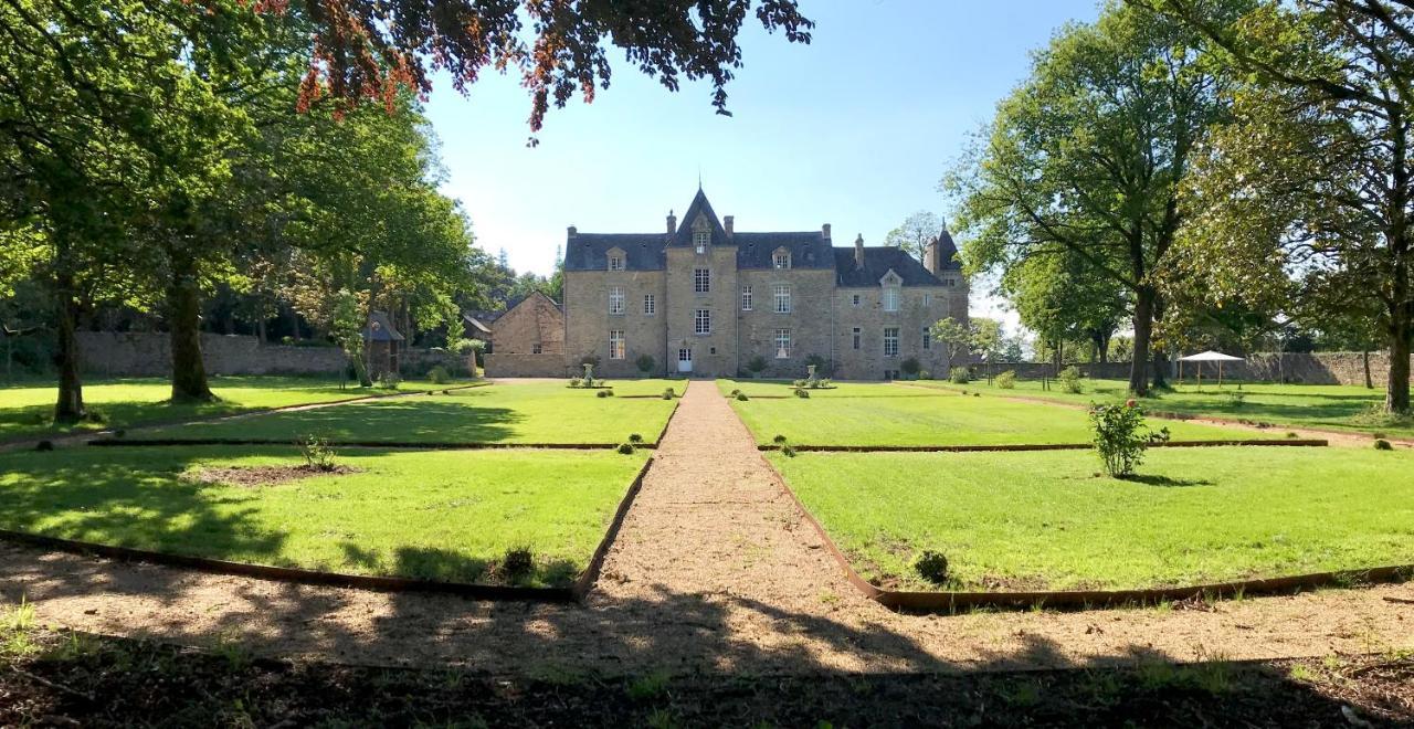 Chateau De Cadouzan Saint-Dolay Eksteriør bilde