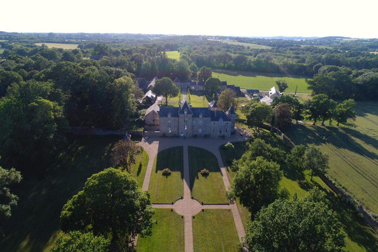 Chateau De Cadouzan Saint-Dolay Eksteriør bilde