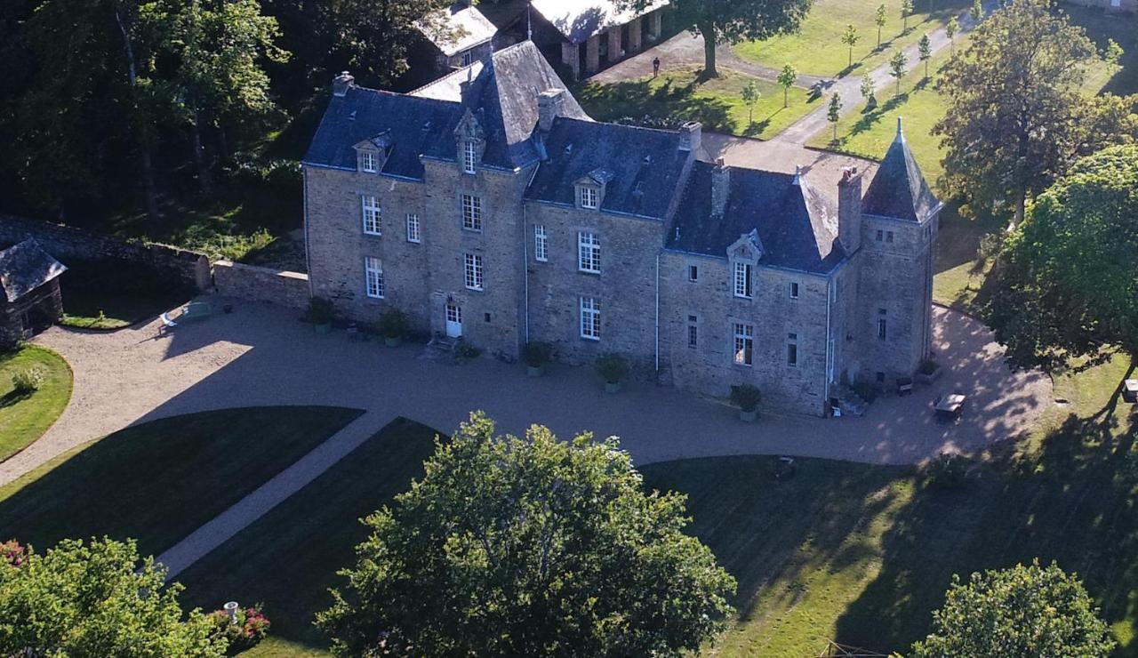 Chateau De Cadouzan Saint-Dolay Eksteriør bilde