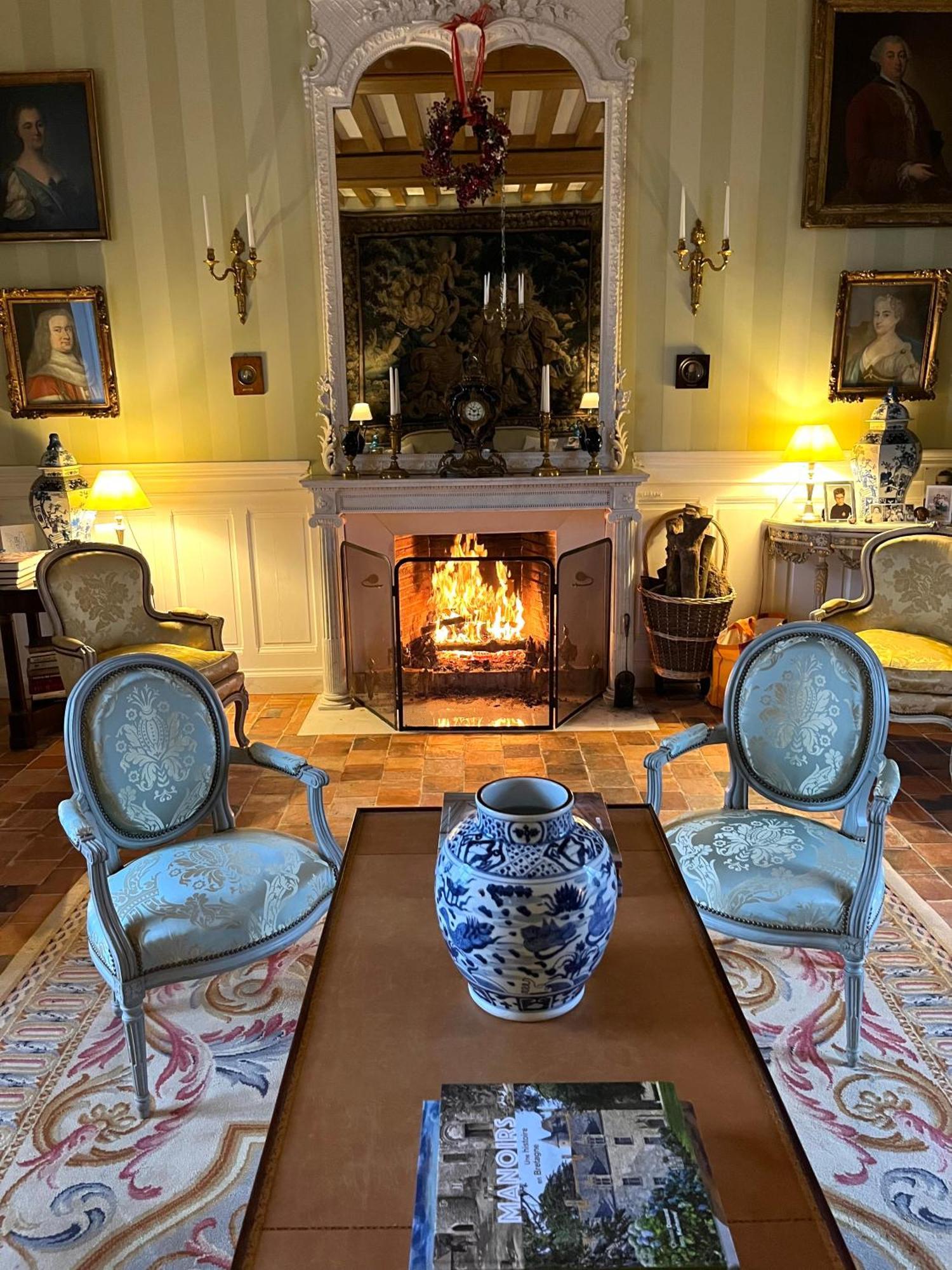 Chateau De Cadouzan Saint-Dolay Eksteriør bilde