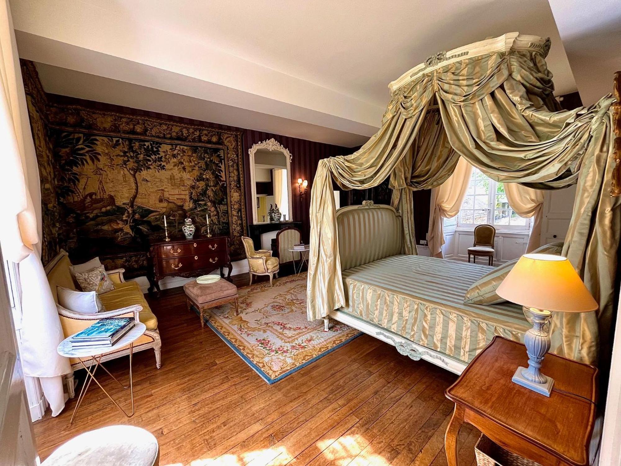 Chateau De Cadouzan Saint-Dolay Eksteriør bilde